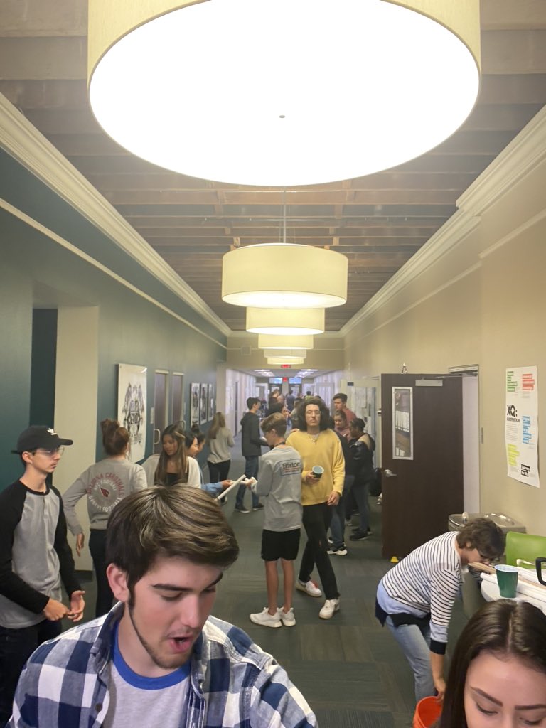 BaysanRj's tweet photo. This Friday roundup consisted of a group game that taught us to work together! Thankful for these collaborative MET experiences. #PeoriaMET #PeoriaMETMed https://t.co/uZBG6XBFAg