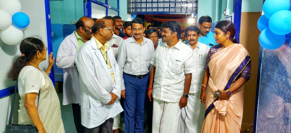 My day began at 4.30 am traveling from Chennai - Tiruvarur- Tuticorin covering 7 districts & 500kms. Visited the new medical college sites at Nagai, Ramnad & inspected Thanjavur,Manamelkudi,Tuticorin GH.#vijayabaskar #CVB