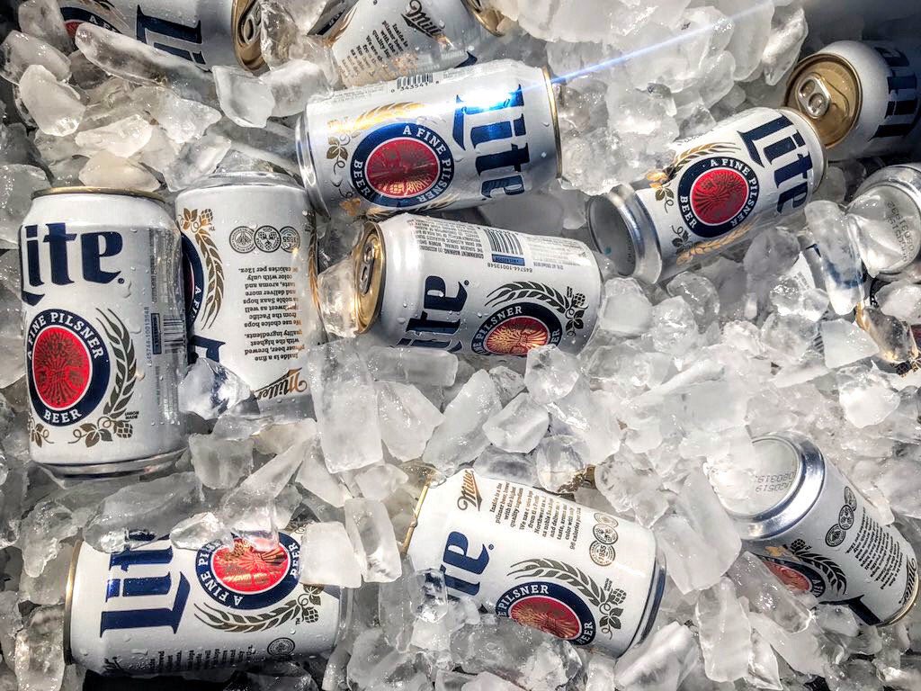 As the kids say, "Gotta get down on Friday.", and we'll really be getting down when Pregame in the District returns in 84 short days. 🕺🍻💃