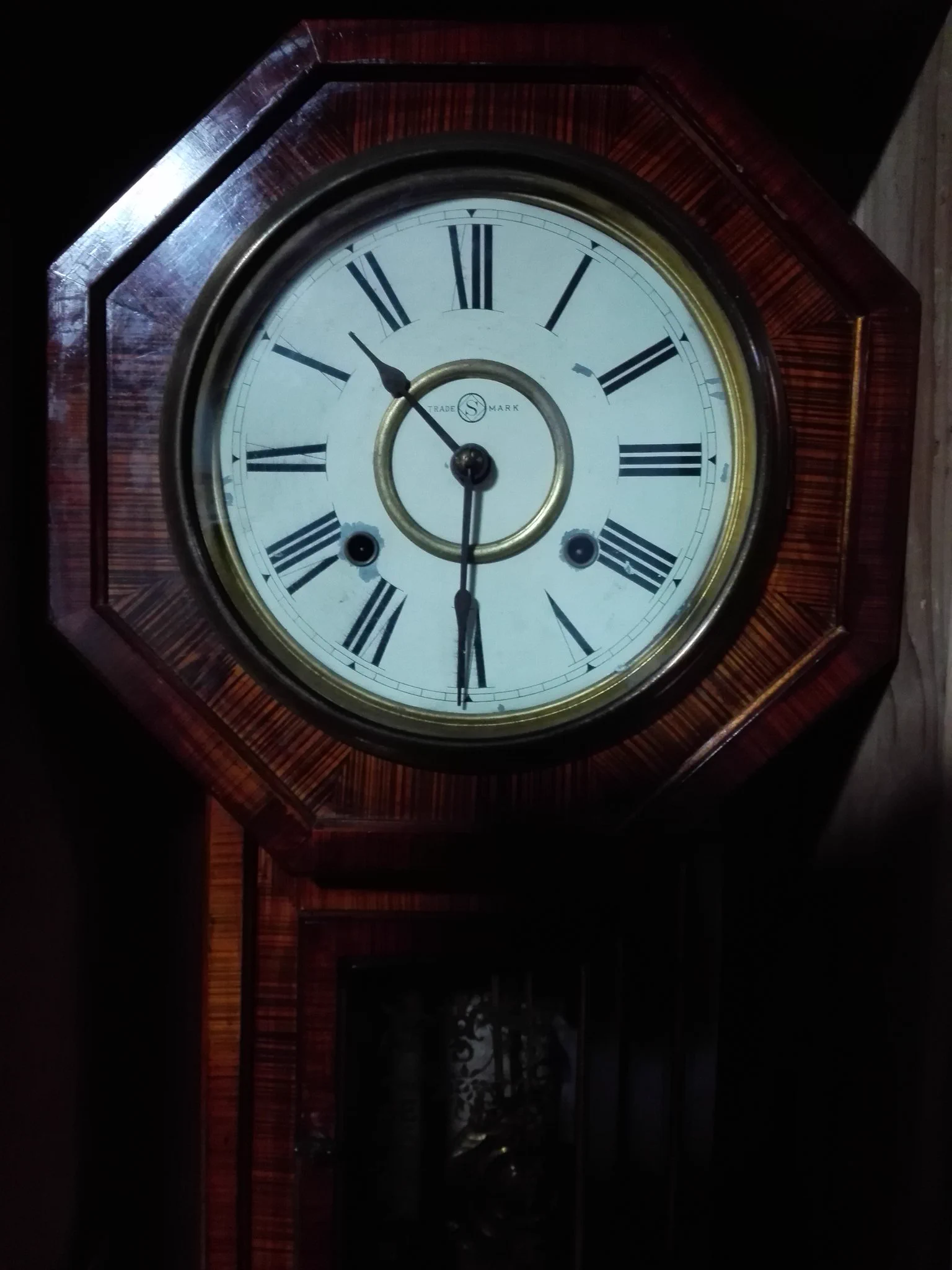 @asunokibou 時計だけは4がIIIIなんですけど。 