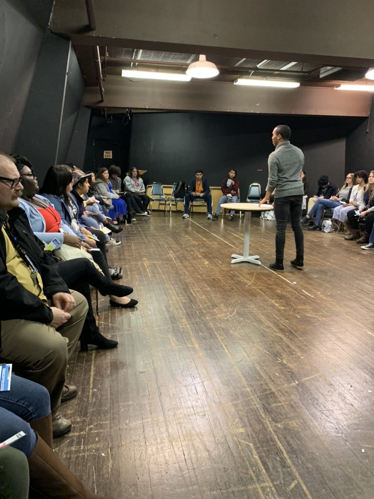 Academytheatre2's tweet photo. #DTCProjectDiscovery #LittleWomen Canβt wait to see this show. @SingleyAcademy Listening and learning from our great teaching artist. https://t.co/YUetS7G7RG