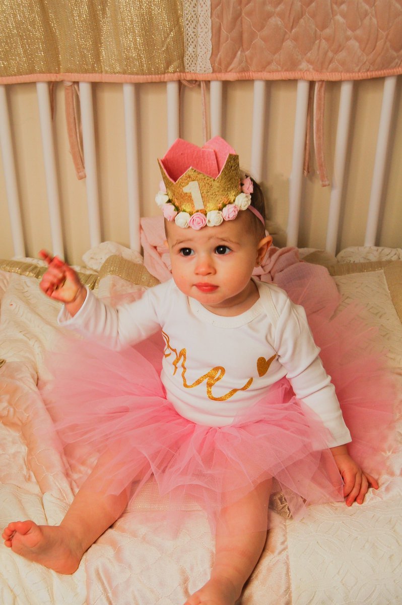 NewtYungProdigy's tweet photo. Happy 1st Birthday to my sweet little girl💕 https://t.co/CmJuzVm0T3