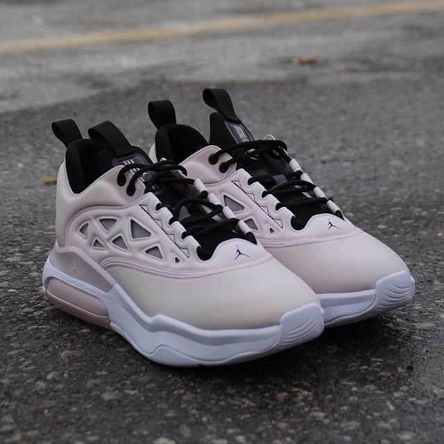 barely rose air max 200