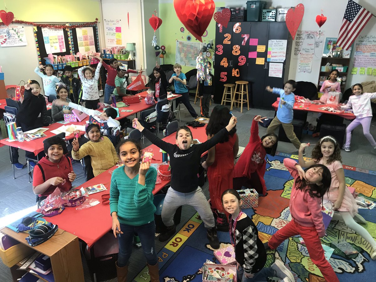 MeerschaertMs's tweet photo. Our Valentine’s Day was a blast! ❤️ https://t.co/E8RRnLbePD