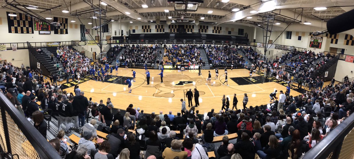 hehl_shawn's tweet photo. Tonight for @BCSNsports has brought me to Perrysburg, and after a great JV game that ended in OT we are a few moments away from a massive @NLL_Sports matchup between the @awgenerals and @Jackets_Bball live on the BCSN Now app. #tvstuff https://t.co/MUV8ij9QcW