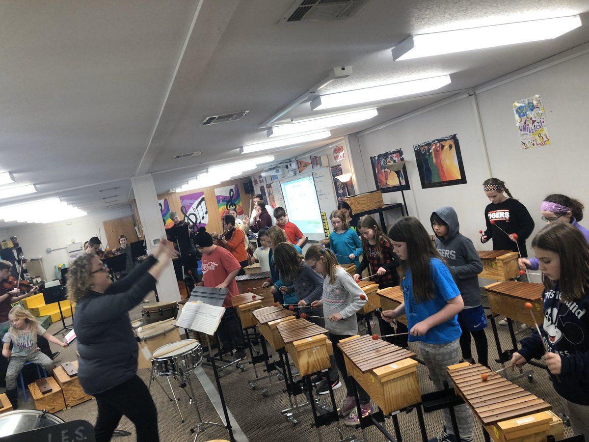 malletsandmusic's tweet photo. Mallet Madness and LHS Orchestra getting ready for their joint concert next week!! So much fun combining! @LESMusicBox https://t.co/2UqC8THUZQ