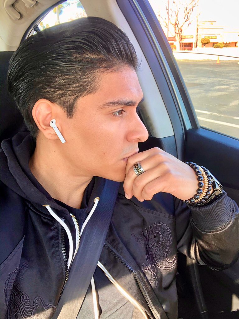 iammikesimon's tweet photo. Planning My Next Move To Do More Music.#2020vision 
#musicartist #musicartists #singersongwriter #singers #dtla #latinosinger #latinomusic #latinomusicfamily #peruvianamerican #americanperuvian #peruvian #valenciaca #vannuys #noho #glendale #pacoima #thevalley https://t.co/gwrRKb1b2G