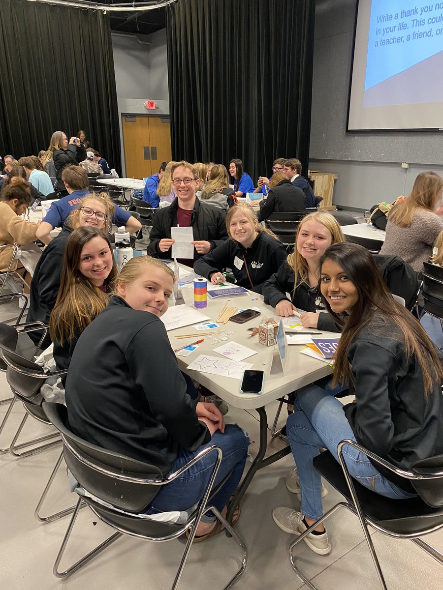 Msdelightful3's tweet photo. @KaysLHS had a blast at the #KAYunitconference at @olatheschools today. #Proudofthepride https://t.co/54EUAqTpc4