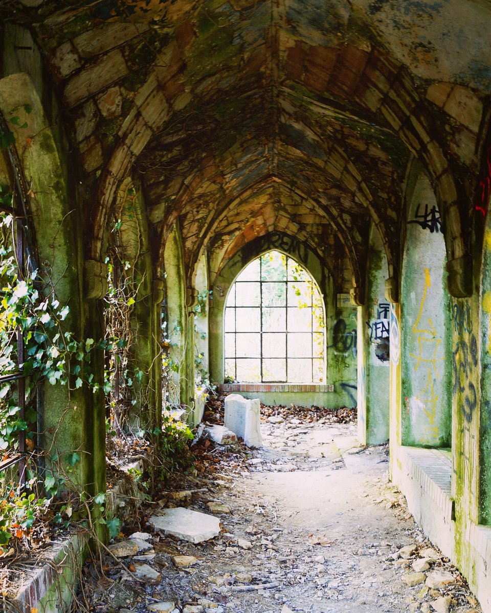 steph_alvarez_'s tweet photo. #urbex #urbexfrance #sitios_abandonados
#urbexdecay #etikurbex #savethedecay #urbanexplorer #decay_explorer #urbexworld
#exploring #urbanplaces #abandonedplaces #decayingplaces #all_is_abandoned #forgotten #urbexcaptures #lost #lugaresabandonados #exploracionurbana #urbexphoto https://t.co/PR4SOauRGS