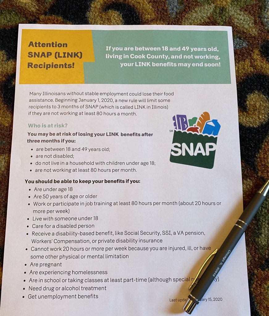Rosieposey17's tweet photo. β1 out 7 people are on SNAP/EBT in the state of IL, dropping people off SNAP for lack of a job doesnβt make finding a job easier it makes it harder since now they worry about where will they get their next meal @expstation @shrivercenter @FoodDepository #cfps15 @ChiFoodPolicy https://t.co/vhbqgfPUbT