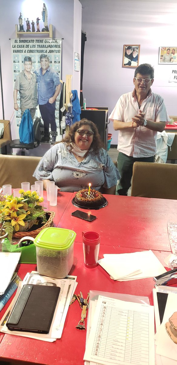 JoseMedinaSec's tweet photo. Feliz cumpleaños Cra Graciela (@Gralucero63).
#ElEquipoDeRamonMuerza https://t.co/YmBg3MMDYh