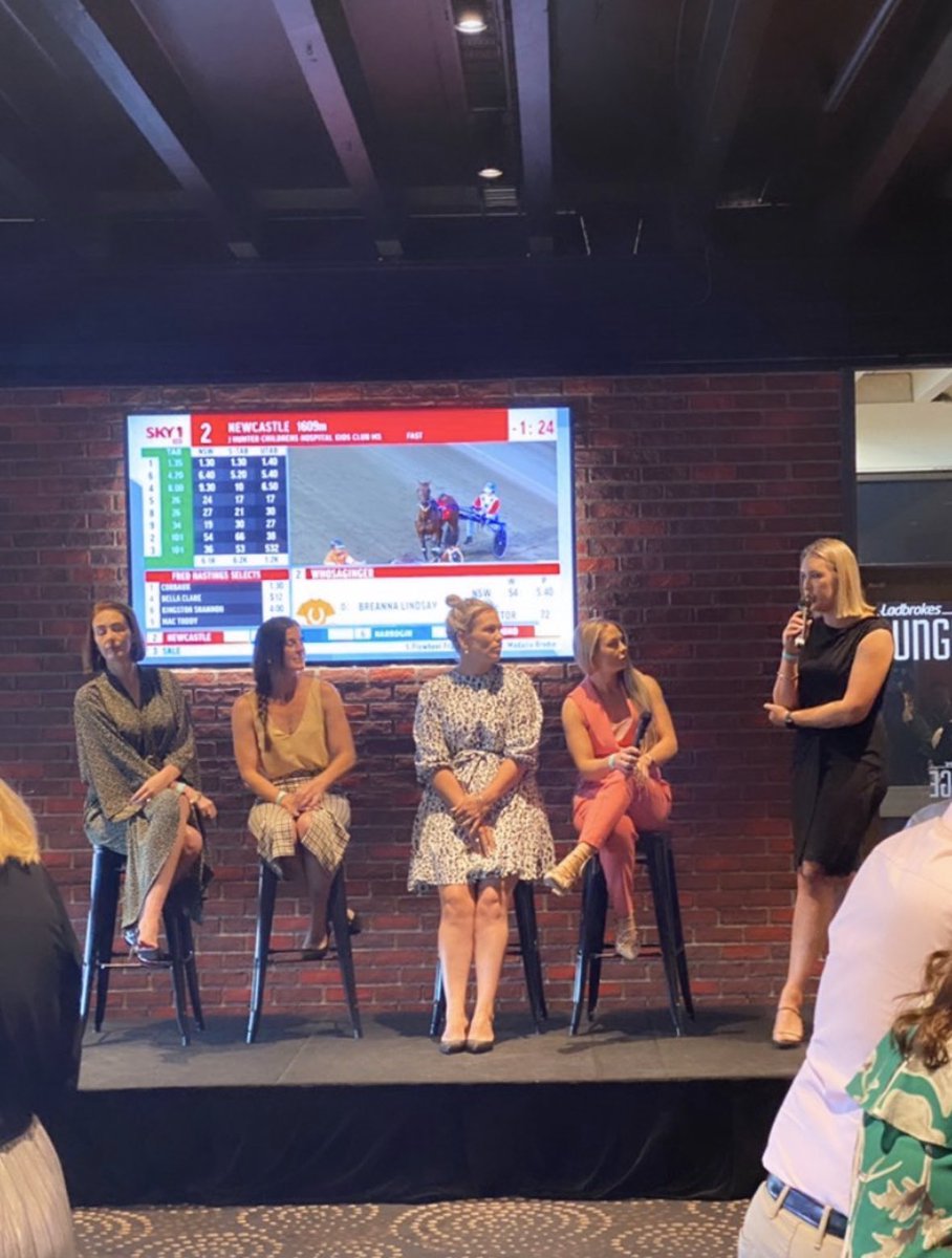 A fabulous night last night at the launch of @RacingNextGen - these women right here are the future of our industry so great to have a chat with them. #NextGenOfRacing