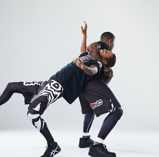 Black_Belt_Mag's tweet photo. #ProfessorMo of #52Blocks in a #blackbeltmag photo shoot. https://t.co/Cvqjw0X7QG