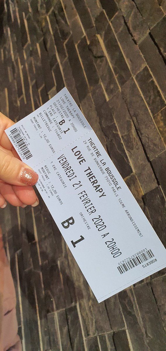 Frederika_R's tweet photo. After a job well done, I treated myself tonight. Comedy theatre and a sumptuous dinner in stunning surroundings 

#parisfrance #paris #parisfoodguide🗼 #parisfoodguide #eatinparis #pariseating #parisdining https://t.co/WkajhWjxEa
