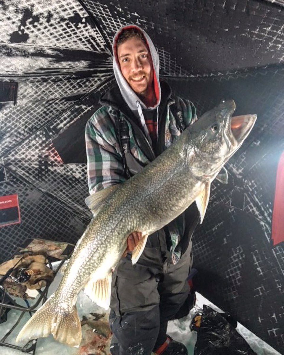 Looking forward to hitting the hardwater for some lake trout in the next couple weeks! December’s trip didn’t disappoint! Watching these fish on the <a href="/aquavu/">Aqua-Vu</a> is a real treat! <a href="/amphibiaeyegear/">Amphibia Eyegear</a> @GloProLures #lakers #manitoba