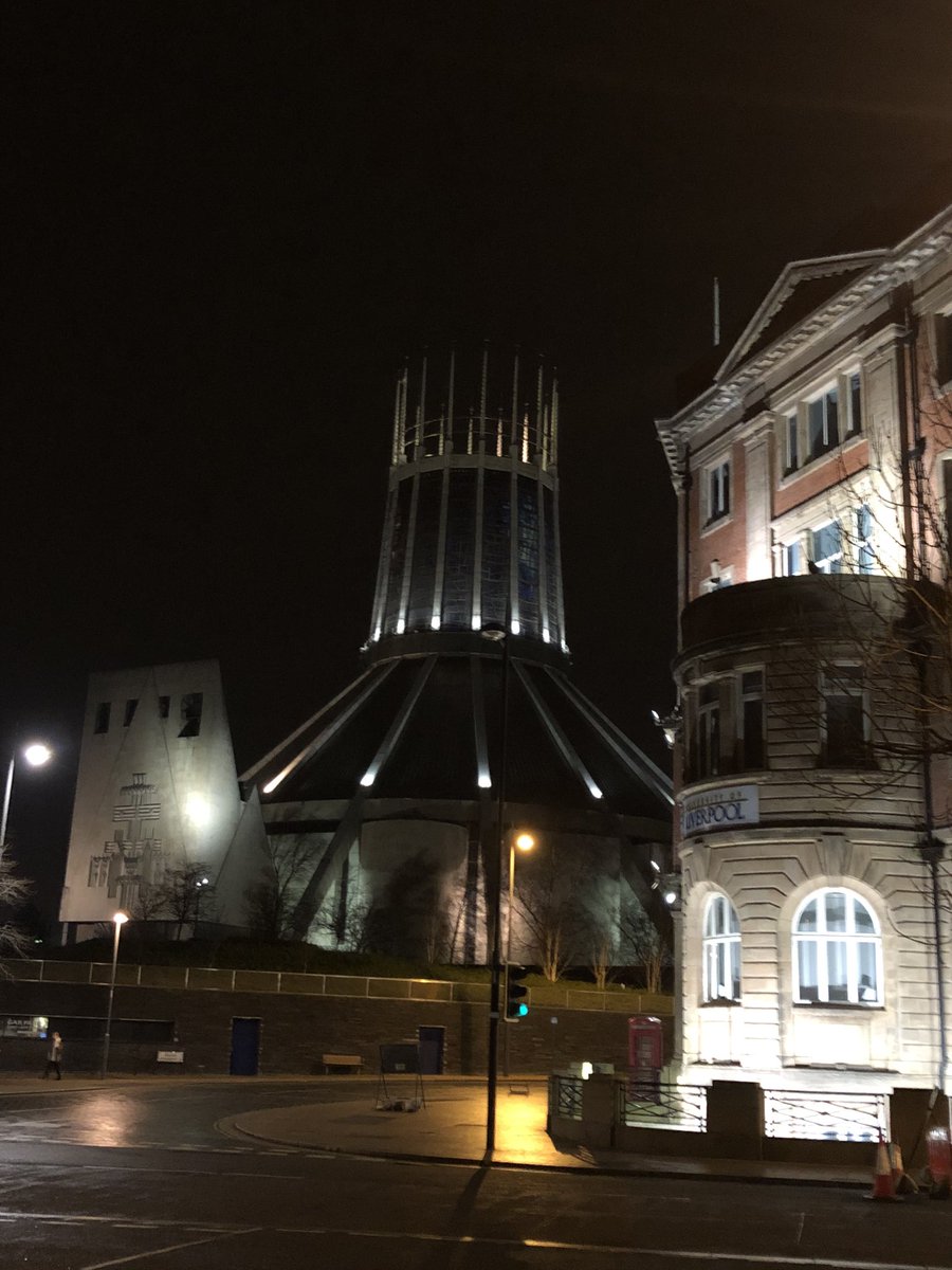 What an incredible place to live, work and create. In London you’ll pay £800 per desk per month. <a href="/DoESLiverpool/">DoES Liverpool</a> you’ll pay £175 a month. #workthemath <a href="/KQLiverpool/">KQ Liverpool</a> <a href="/TapestryLpl/">The Tapestry</a> <a href="/fabric_district/">Fabric District</a>