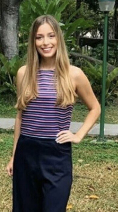 񶁕RGENTE⚠
Esta es Sofía, y ha #desaparecido en #Madrid
¿La has visto?
 Llámanos
☎️ 062
☎️ 091
☎️ 112
Tu RT puede ayudarla