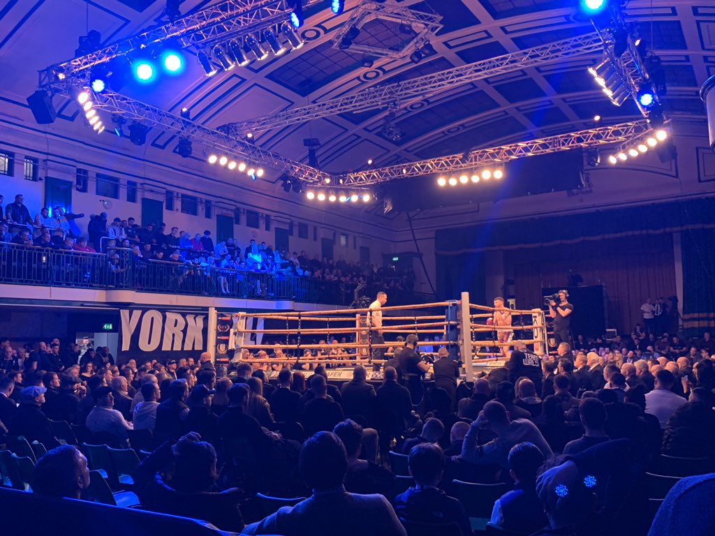 CharlieSlater15's tweet image. Arrived at York Hall for @itsLeighWood against Jazza Dickens in the #GoldenContract semi finals. Wood fight next up after current one and he should be in the ring in the next hour