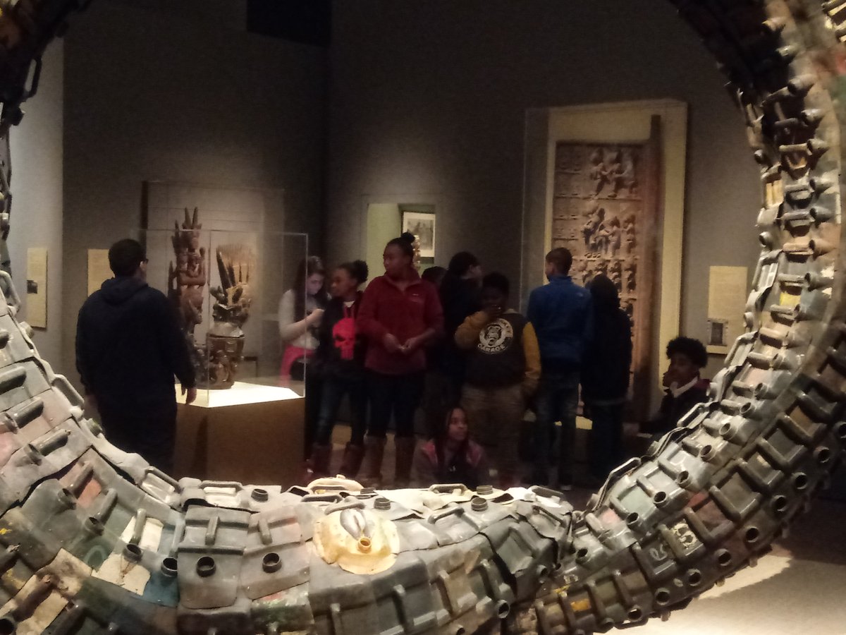 EssexBulldogs's tweet photo. Hey Bulldog Nation! Here's what you missed this week:

6th-grade trip to the African Art and the African American History &amp; Culture in Washington, DC.

5th Grade Popcorn Fundraiser
5th-grade scholars are selling popcorn to raise funds for their trip to Luray Caverns until Monday. https://t.co/xGRb7e1I10