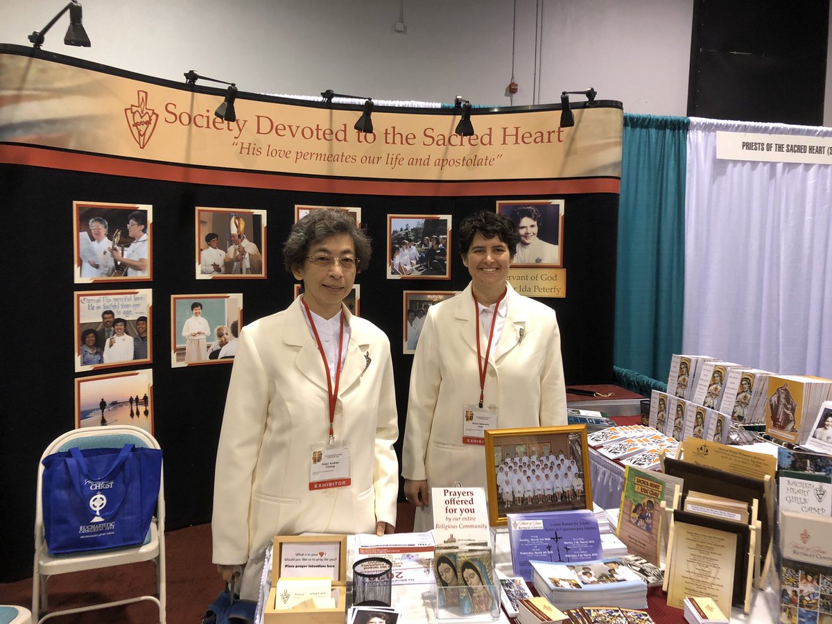 SDSH_Sisters's tweet photo. #SDSHSisters at #RECongress at the #anehiemconventioncenter come visit us at booth 745 #anehiem #religiouseducation #LACongress #lacatholic #catholicla #occatholic https://t.co/4z7r4TJ88T
