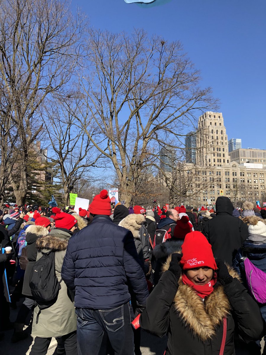 TECT951's tweet photo. First time in over two decades that all provincial educators take to the streets in solidarity.  We will continue to stand up for our students! https://t.co/CgCdsnRsWv
