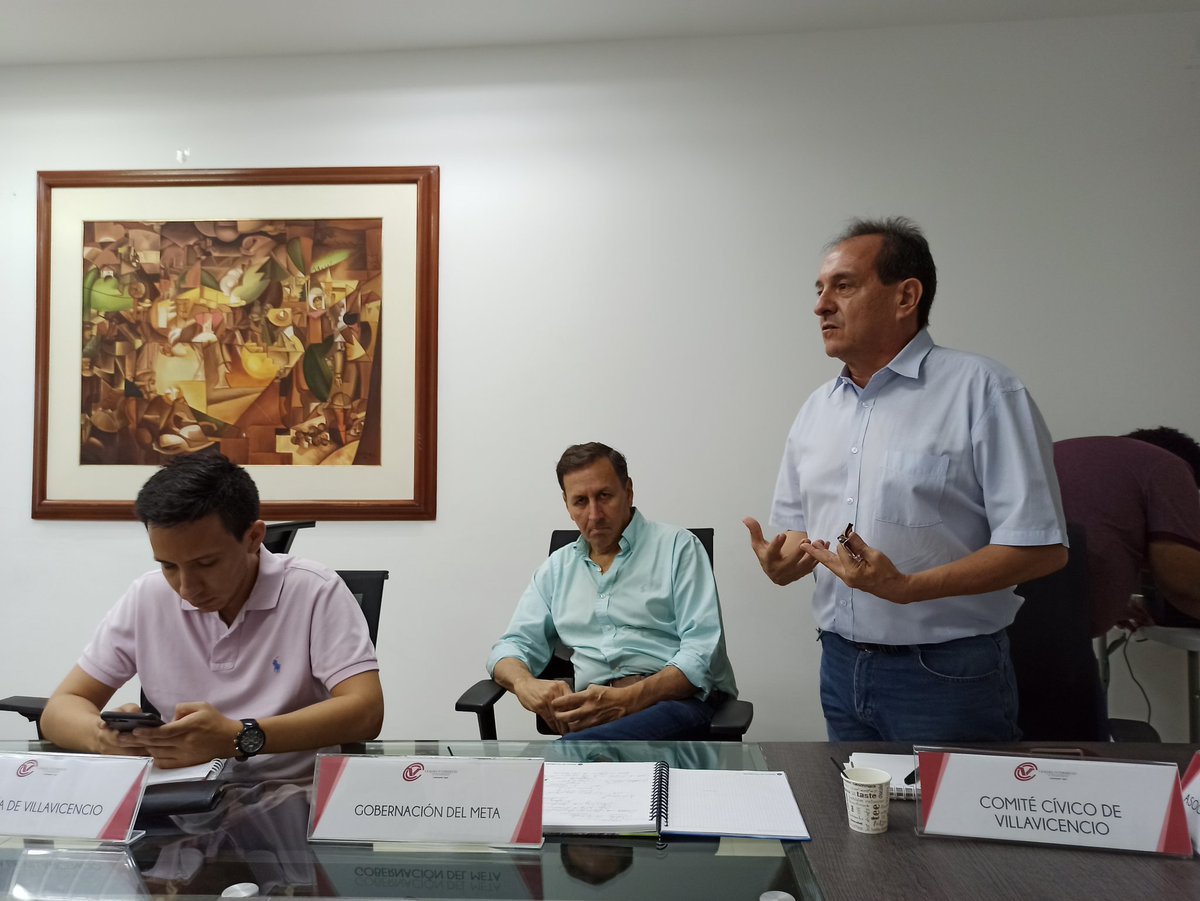 A esta hora acompañamos la mesa de trabajo entre los representanes de la ANI, Coviandina, los gremios, veeduria vial del Meta,sector privado, sector público y fuerzas vivas del Departamento del Meta por el rechazo en el alza de peajes en el corredor vial Bogotá Villavicencio.