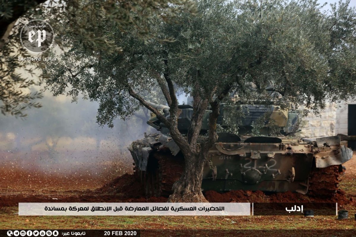 More screenshots of that T-90A tank being used by rebels in Idlib. 13/ https://vk.com/milinfolive?w=wall-123538639_1340716