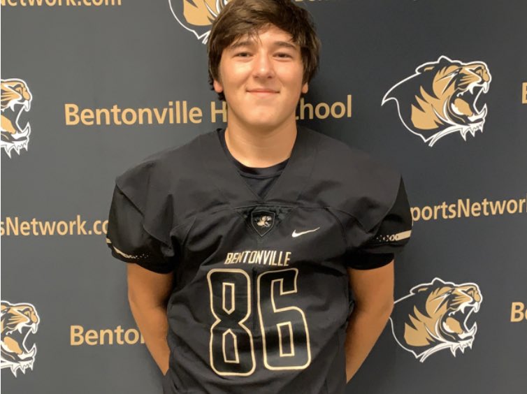 IRON TIGER of the WEEK

SKILL
Carson Cloyd

Getting it DONE in the Off Season 💪🏽

TIGER FB - DISCIPLINE &amp; TOUGHNESS