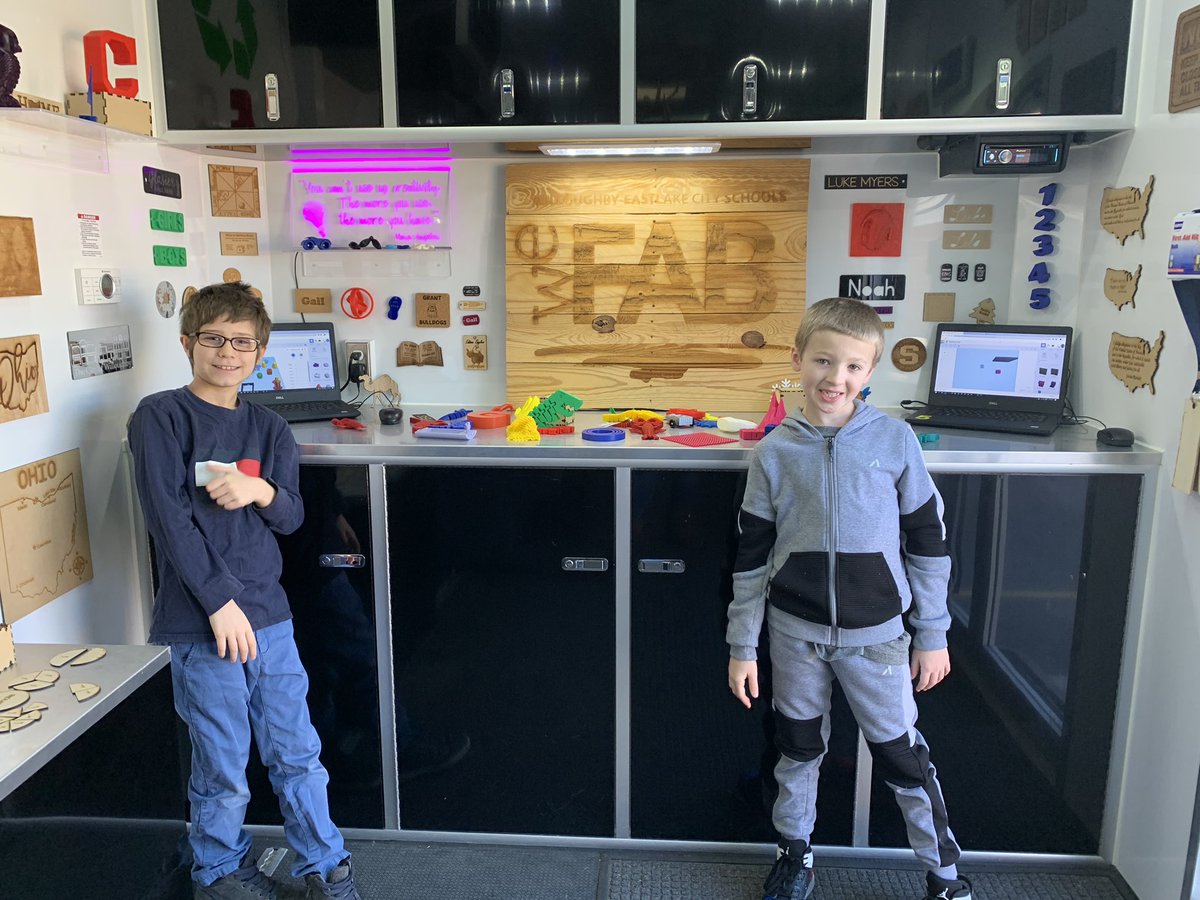 WEstemLADY's tweet image. Reed’s 3rd graders fabricated fraction circles on our @EpilogLaser and explored the lab today! @WESchools @mrslegerski @WES_GrantElem #lasercutting #fractions #mobilefablab