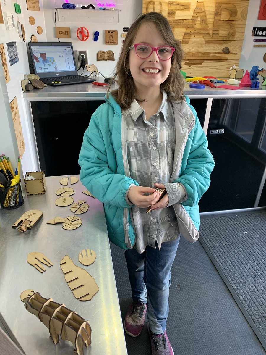 WEstemLADY's tweet image. Reed’s 3rd graders fabricated fraction circles on our @EpilogLaser and explored the lab today! @WESchools @mrslegerski @WES_GrantElem #lasercutting #fractions #mobilefablab