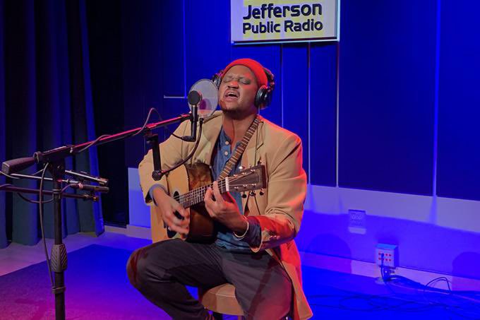 JPRMusicDesk's tweet photo. Son Little (@sonlittlemusic)was back with us on this week’s #JPRLiveSession playing a few songs from his new album called ‘aloha.’
.
Listen online at https://t.co/KMYVPEPj39 or get the podcast at @apple podcasts, @stitcherpodcasts, or @spotifyusa
.
Thanks to @audixmics! https://t.co/XWxPE6GlYH