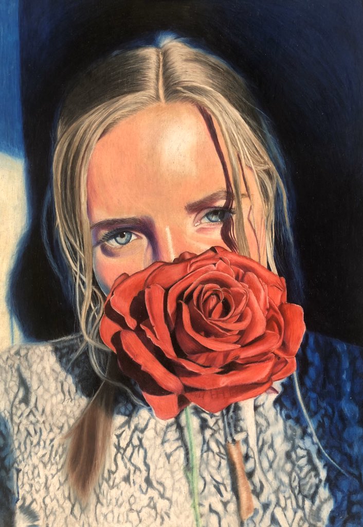 SciotoApArt's tweet photo. @SciotoApArt Jr, Allison Thornbloom did an amazing job on this colored pencil self portrait!!! Love the variety of textures, contrasting colors and her incredible attention to detail... Great stuff Allison! https://t.co/kKer8qpmBS