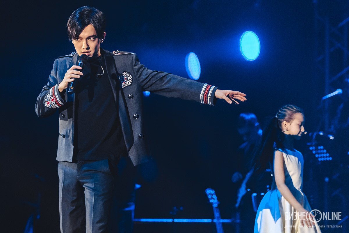 DQ_Azerbaijan's tweet photo. ARNAU Kazan konsertindən görüntülər
Tatneft Arena
Kazan, Rusiya
20.02.20
Cr. БизнесOnline
#Dimash #dimashazerbaijan #dimasharnau #ArnauTour https://t.co/Z19NIIR3BJ