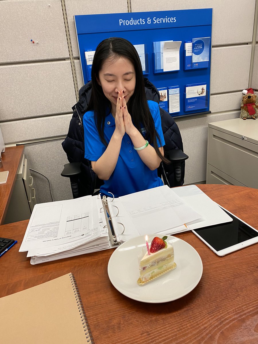 Happy bday to our PBA Minnie who just finished taking her 2nd CSC exam today. Fingers crossed on a fantastic result🤞🥳🥳