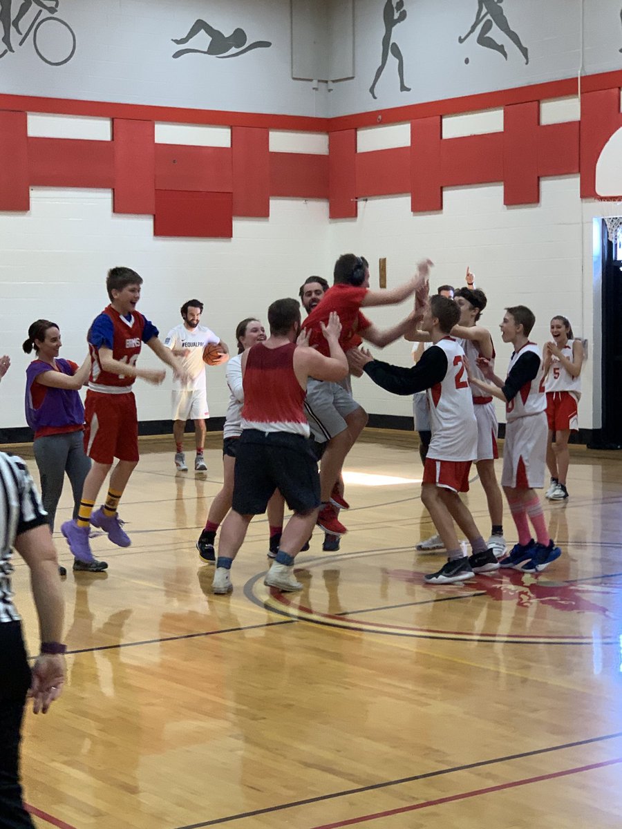 Fantastic student/staff basketball game to send everyone into February break feeling good!