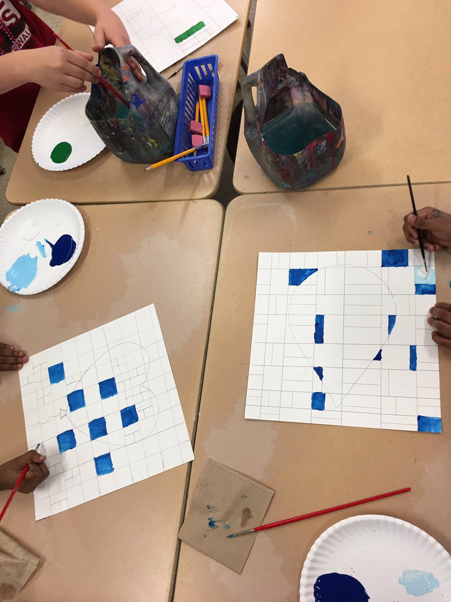 4th Grade artists in Ms. Ivinski’s class are working mixing tone one color white to create a monochromatic work of art.