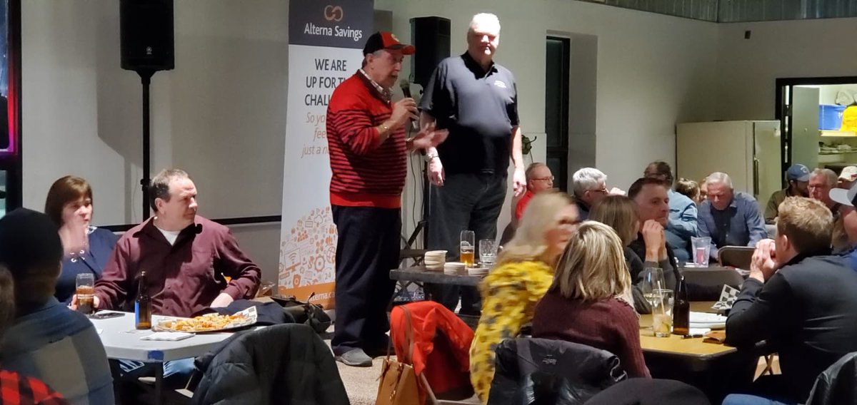 Eli_ElChantiry's tweet image. Sold out event in #Carp this evening to help support the @u23MensCarp and @ShawnPuggerWill @SoftballCanada @MathieuFleury @davidgourlay thank you everyone for your support @JimWatsonOttawa #Ward5Ott #Ottawa