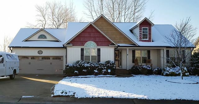 _brittany_p's tweet photo. 104 is pretty in snow! 😍❄️ https://t.co/zFcIqQAORL https://t.co/siPlGZQaCD
