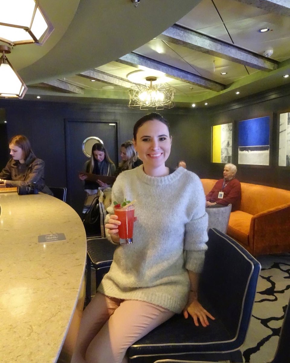 yodeviajes's tweet photo. Recuerdo del viaje inaugural del #crucero #NorwegianEncore ¿se imaginan cómo será un barco que costó $1 billón? 😍 

Si quieren irse de #vacaciones en #cruceros pueden contactar a @ColumbiaToursPA 

Para más info: https://t.co/0Gy3wgKwTf https://t.co/AlY7kamCO9