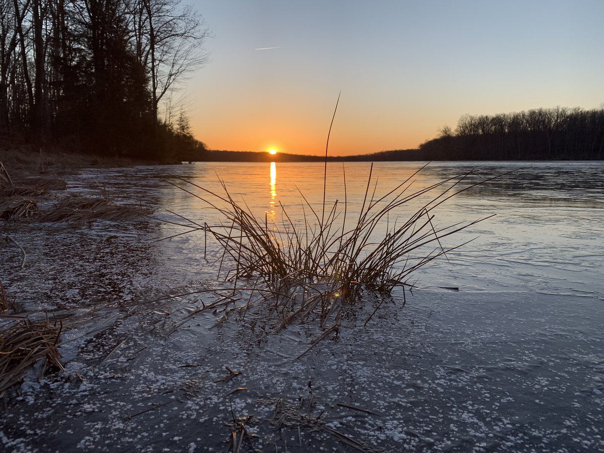 Heritage_Res's tweet photo. As the sun sets, things are just starting to heat up as we prepare for another awesome weekend of program at #HRWW2020 V! 
.
.
.
.
#HeritageReservation #LHCScouting #LakeCourage #LaurelHighlandsPA #FayetteCo https://t.co/tOSjEEazMf