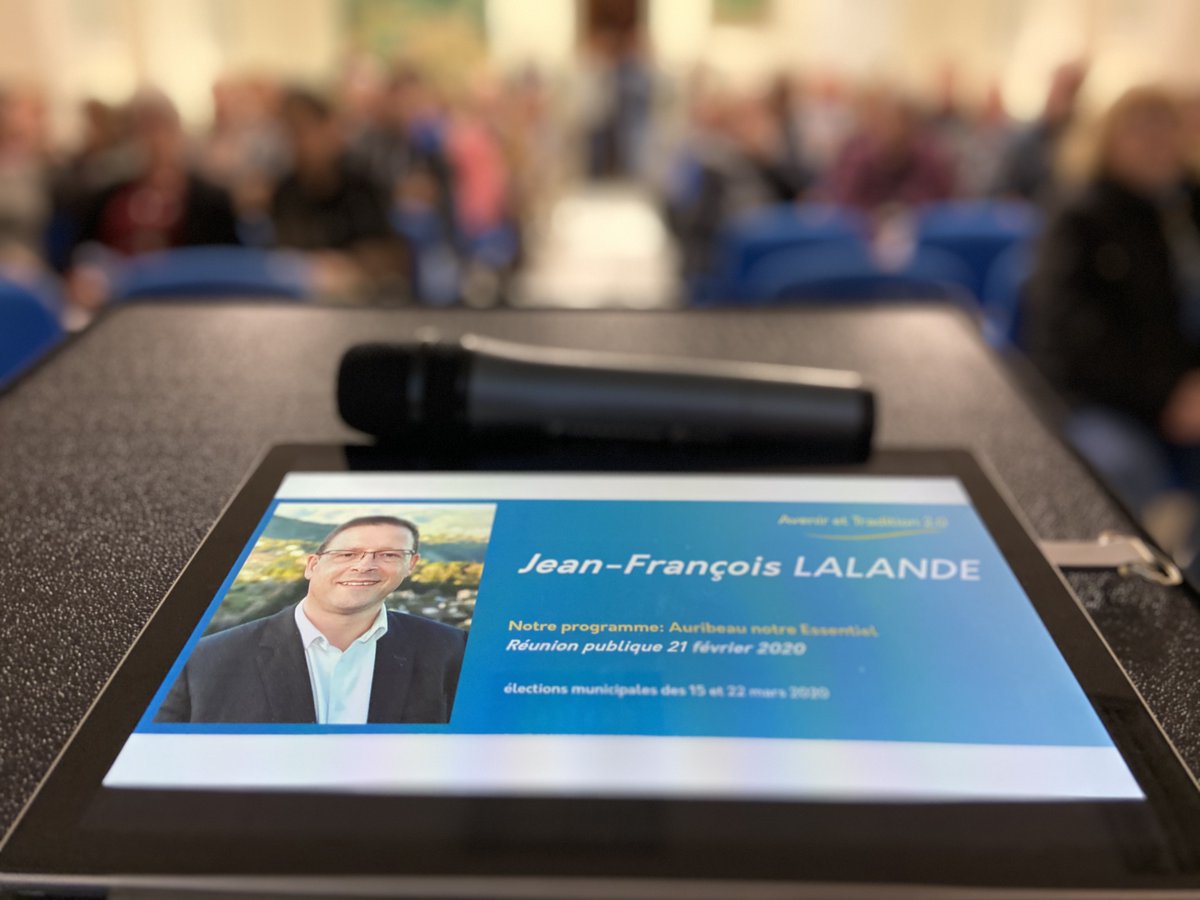 NotreEssentiel's tweet photo. Vendredi 21 Février, Jean-François LALANDE a présenté les axes Essentiellement Nature, Communiquant et Humain de notre programme.
Encore une occasion de nombreux échanges pour répondre à vos interrogations sur les projets en cours et à venir. 
Une rencontre #ParticipActive ! 🤝 https://t.co/sAnj2jFmjW