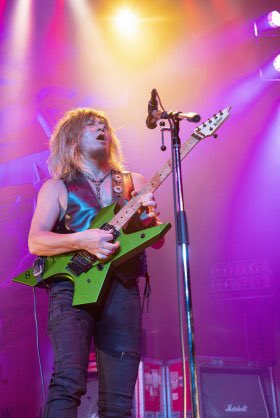 Happy Birthday
AKIRA TAKASAKI                         