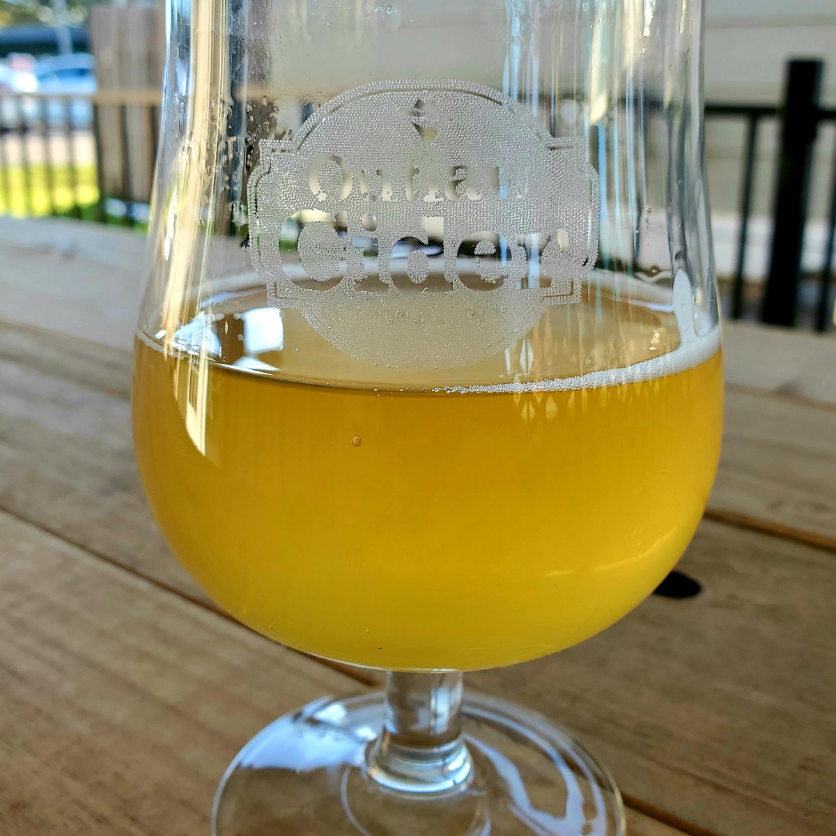 Outlaw OutCiders, stop by tonight until 10pm and grab a pint or a flight of your favourite Outlaw Cider or some of our guest Ciders/Meads. Sit in the Patio or enjoy our awesome tasting room!