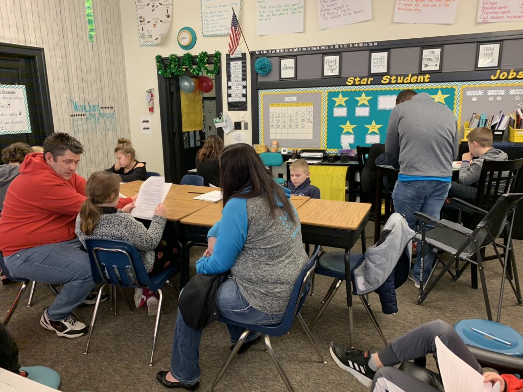 Thomas_4thGrade's tweet photo. Writing Celebration Day! ✏️ Congratulations writers! 👏🏻👏🏻Thanks to those who could attend to help us celebrate. #tcrwp @wispekin #d108ourpurpose https://t.co/QJVKMHHmdu