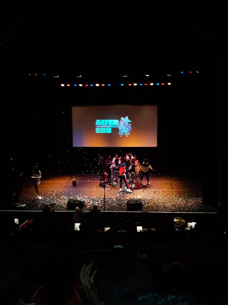 AnntoinetteBra1's tweet photo. Tonight @HackneyEmpire for @dyHackney 's Alterego. Excellent performances, well done to all. Congratulations to the winners  LMA a slick dance crew. One of the best moment of the night was watching all the acts celebrating the winners.True #hackneyheart #youngtalent #musicvibes https://t.co/aYyB3KIHU9