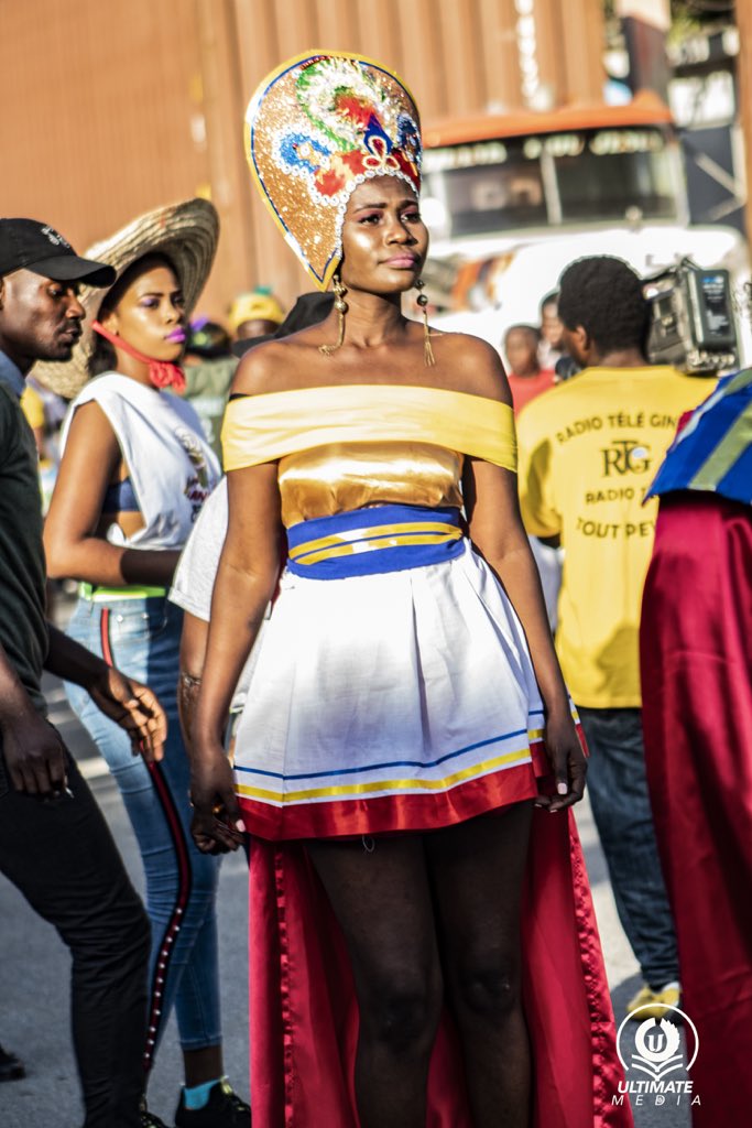 OldjyFrancois's tweet photo. Vivez en images le défilé du carnaval des étudiants à Cap-Haïtien ! Les animations et les couleurs nationales sont au rendez-vous !
#Cap2020 #CapHaitien350 #CH350 #HC200 #HenriChristophe200Ans #CarnavalCapHaitien #Share #Like #Comment https://t.co/DC4F4OWhCv