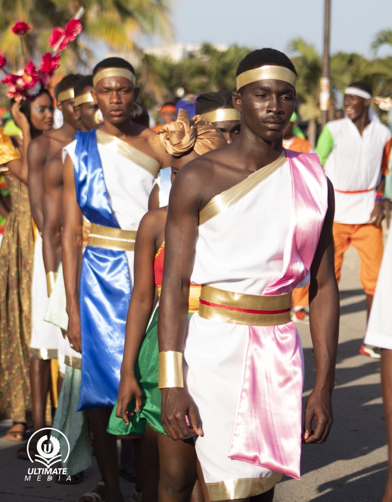 OldjyFrancois's tweet photo. Vivez en images le défilé du carnaval des étudiants à Cap-Haïtien ! Les animations et les couleurs nationales sont au rendez-vous !
#Cap2020 #CapHaitien350 #CH350 #HC200 #HenriChristophe200Ans #CarnavalCapHaitien #Share #Like #Comment https://t.co/DC4F4OWhCv