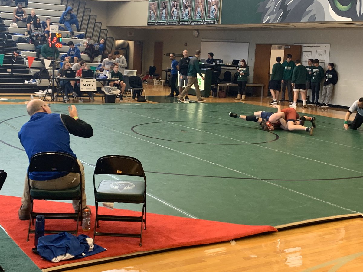 StevePNoble's tweet photo. @KSHSAA super regional wrestling @bvschools Southwest HS. 18 teams from across eastern Kansas. @SeamanWrestling coaches and teammates are grappling! #SeamanStrong https://t.co/S4DXABAzzb