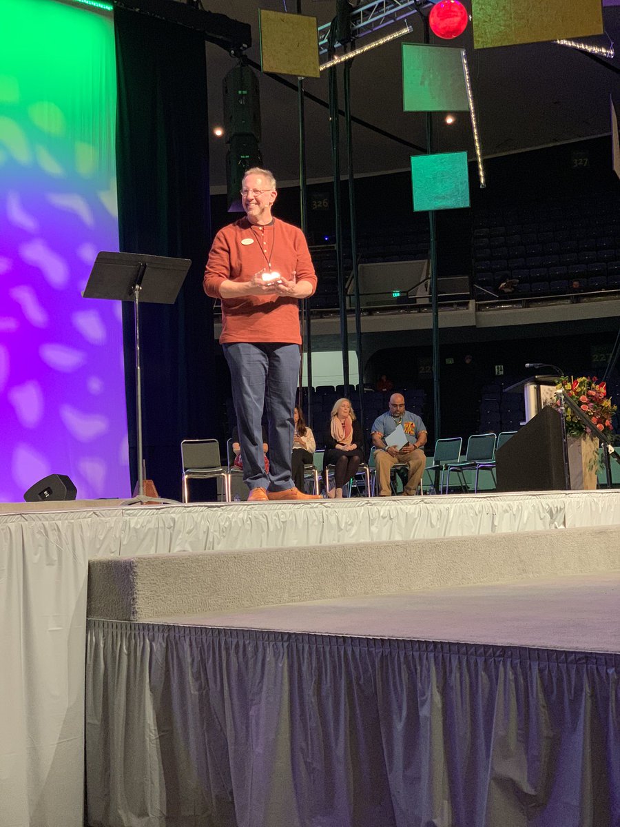 loyolapress's tweet photo. The art of accompaniment with @paprockij during @LACongress. #StartwithJesus #RECongress https://t.co/sfHZkNvy9L