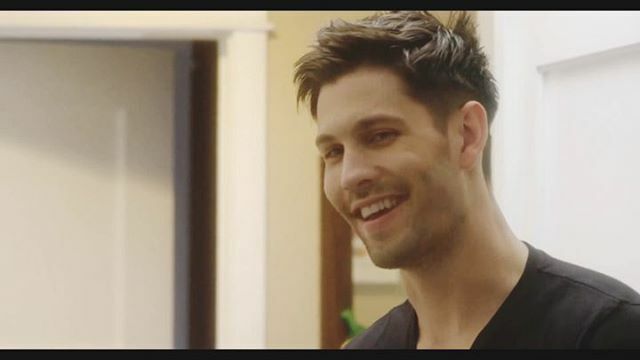 BooksLikeMovie1's tweet photo. #somelaughter #bloopers #lol 
#drivenseries #oliviaapplegate #caseydeidrick #coltondonavan #ryleethomas #coltonandrylee #passioflix #passionflixmovies #toscamusk #kbromberg https://t.co/xDplX6RBck https://t.co/c0J3f67Syc
